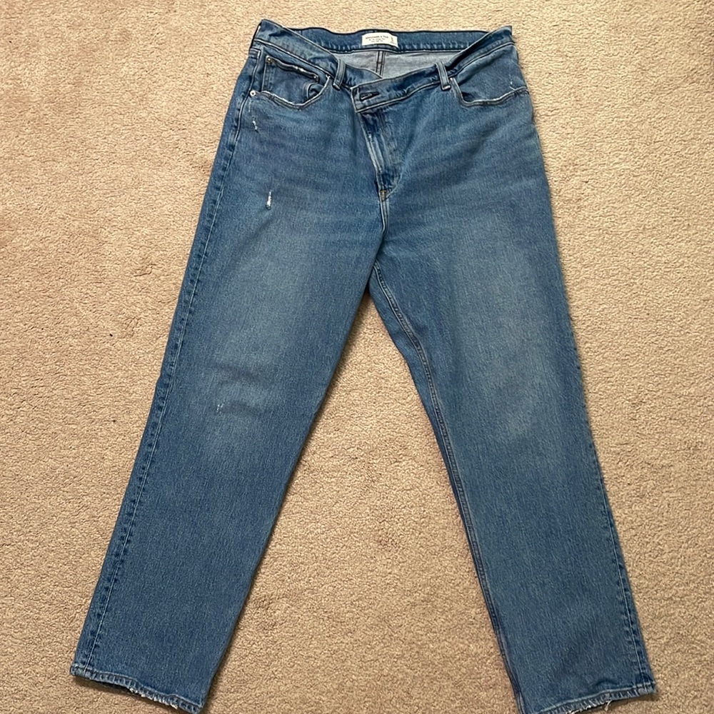 Abercrombie 70s vintage flare ultra high rise size 33